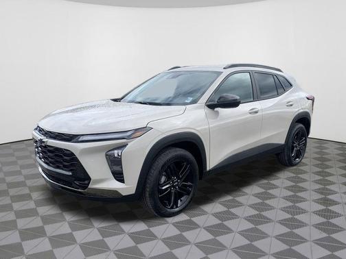 White Sand 2026 Chevrolet Trax ACTIV