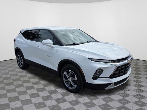 Summit White 2024 Chevrolet Blazer LT