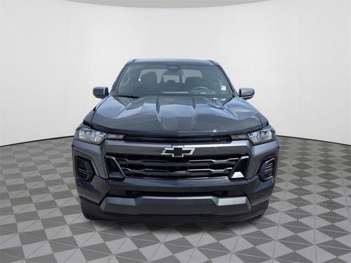 2025 Chevrolet Colorado LT