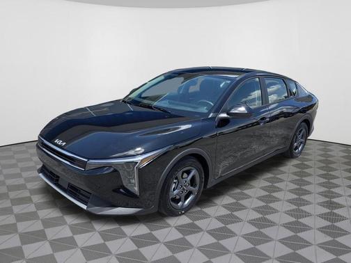Aurora Black Pearl 2026 Kia K4