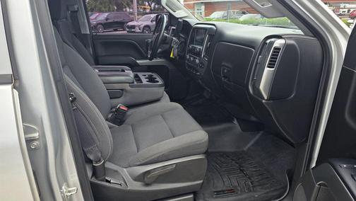 Silver Ice Metallic 2018 Chevrolet Silverado 1500 1LT