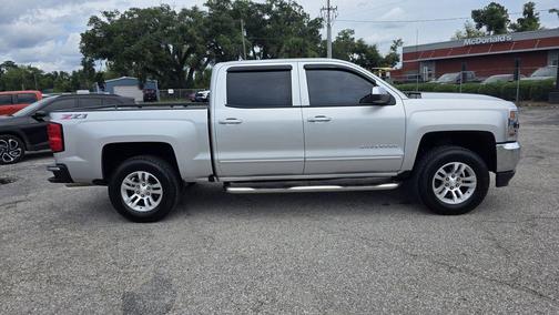 Silver Ice Metallic 2018 Chevrolet Silverado 1500 1LT