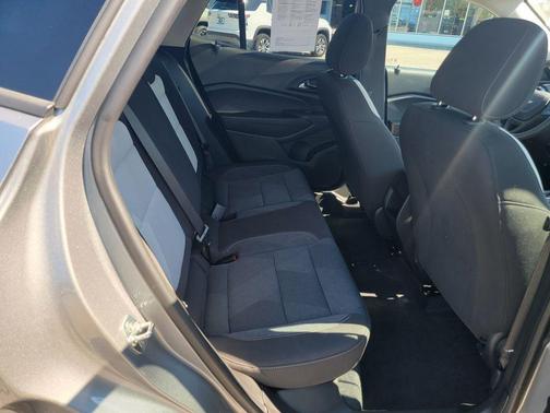 Sterling Gray Metallic 2024 Chevrolet Trax LS