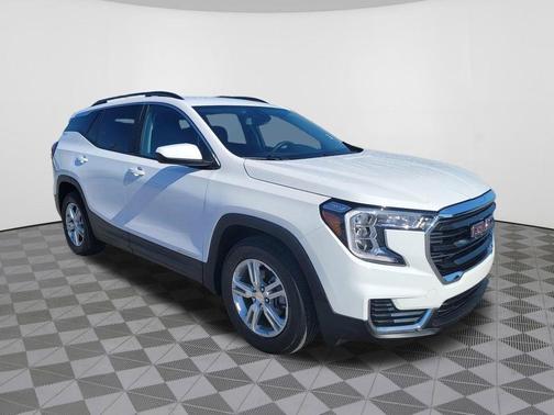Summit White 2023 GMC Terrain SLE