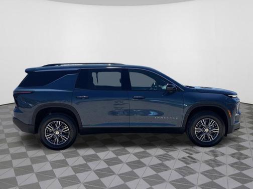 Lakeshore Blue Metallic 2026 Chevrolet Traverse LT