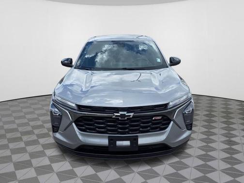 Sterling Gray Metallic 2024 Chevrolet Trax 1RS