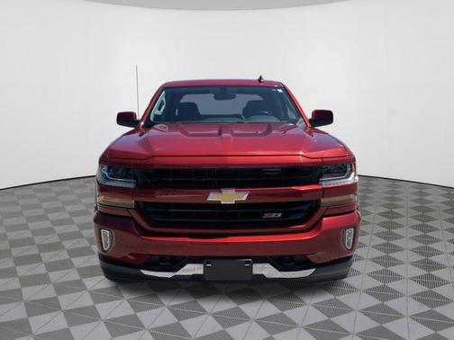 Cajun Red Tintcoat 2018 Chevrolet Silverado 1500 LT