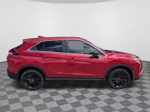 2024 Mitsubishi Eclipse Cross LE