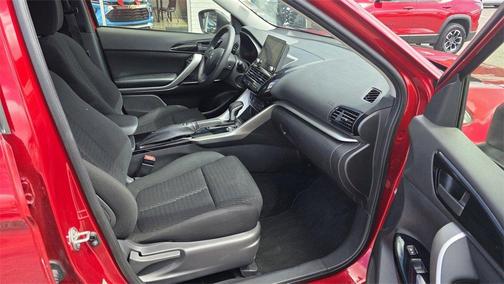 2024 Mitsubishi Eclipse Cross LE