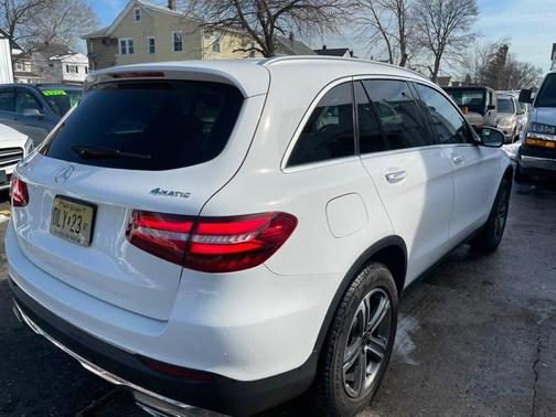 2019 Mercedes-Benz GLC 300 4MATIC