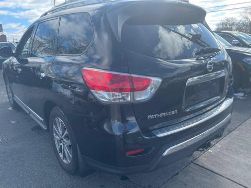 2015 Nissan Pathfinder SL