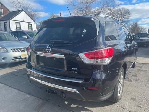 2015 Nissan Pathfinder SL