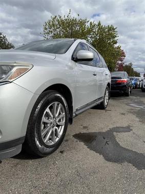 2013 Nissan Pathfinder SL