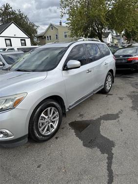 2013 Nissan Pathfinder SL