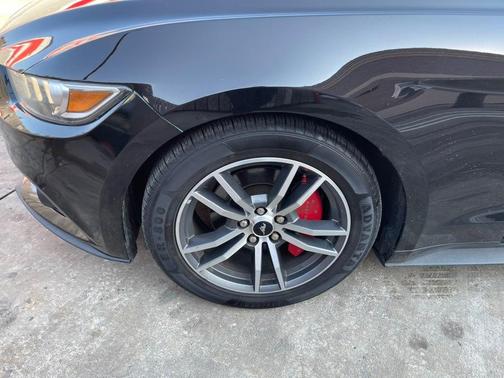 2015 Ford Mustang EcoBoost Premium