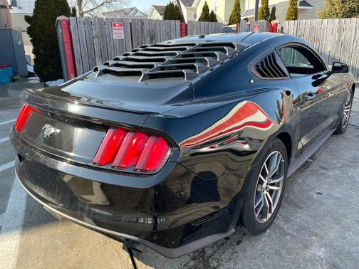 2015 Ford Mustang EcoBoost Premium