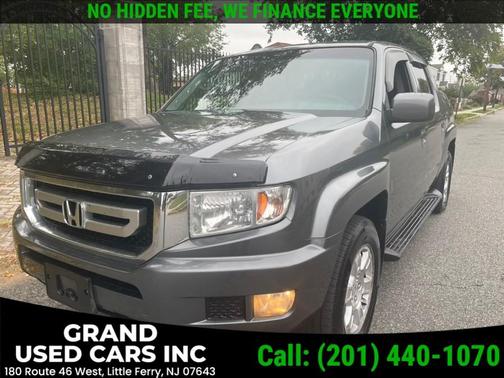 Polished Metal Metallic 2011 Honda Ridgeline RTS