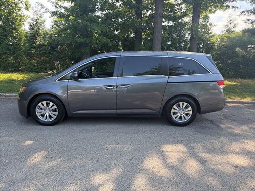 Lunar Silver Metallic 2016 Honda Odyssey EX-L