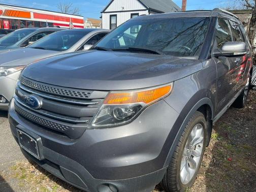 Ingot Silver Metallic 2013 Ford Explorer Limited