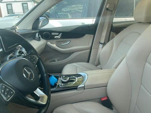 Brilliant Blue Metallic 2019 Mercedes-Benz GLC 300 4MATIC