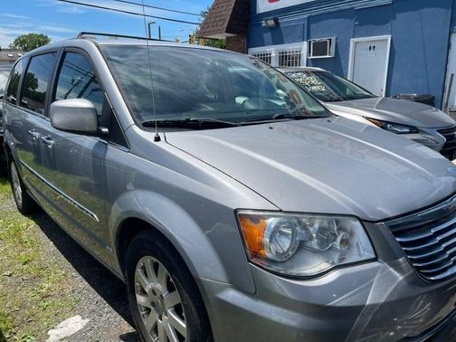Billet Silver Metallic Clearcoat 2015 Chrysler Town & Country Touring