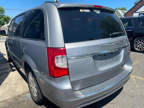 Billet Silver Metallic Clearcoat 2015 Chrysler Town & Country Touring