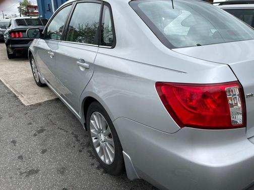 Spark Silver Metallic 2009 Subaru Impreza 2.5 i Premium