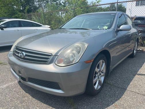 Brilliant Silver Metallic 2005 INFINITI G35x Base