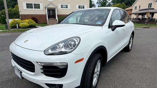 Carrara White Metallic 2016 Porsche Cayenne Cayenne