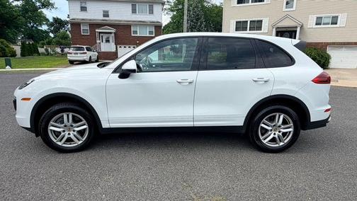 Carrara White Metallic 2016 Porsche Cayenne Cayenne