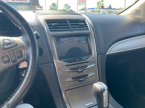Tuxedo Black Metallic 2013 Lincoln MKX Base