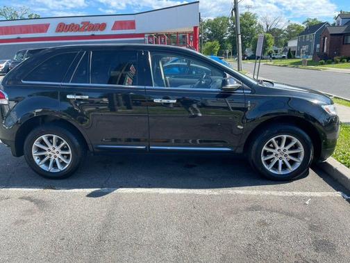 Tuxedo Black Metallic 2013 Lincoln MKX Base