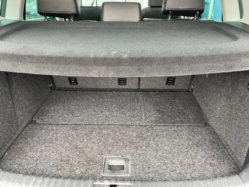 Pepper Gray Metallic 2012 Volkswagen Tiguan SE
