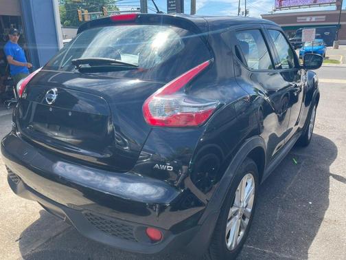 Bordeaux Black 2015 Nissan Juke S