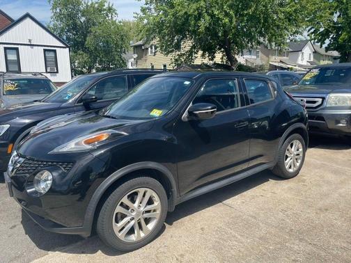 Bordeaux Black 2015 Nissan Juke S