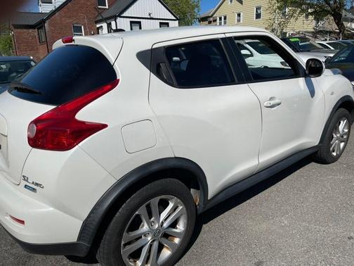 Pearl White 2013 Nissan Juke 5dr Wgn CVT NISMO AWD
