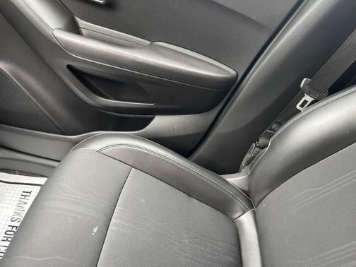 Black Granite Metallic 2016 Chevrolet Trax LT