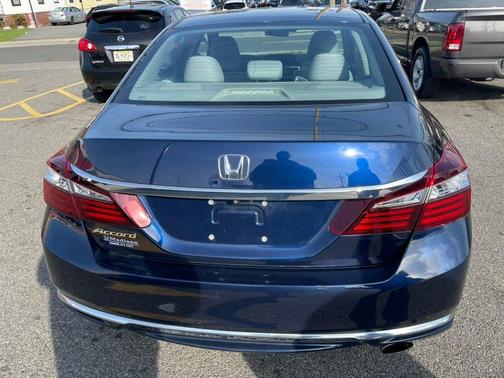 Obsidian Blue Pearl 2016 Honda Accord LX