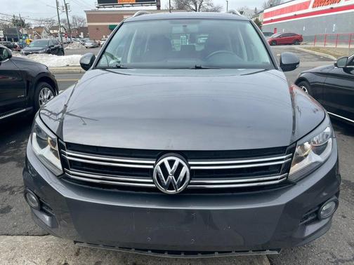 2012 Volkswagen Tiguan SE