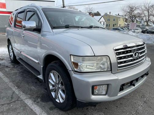 2010 INFINITI QX56 Base