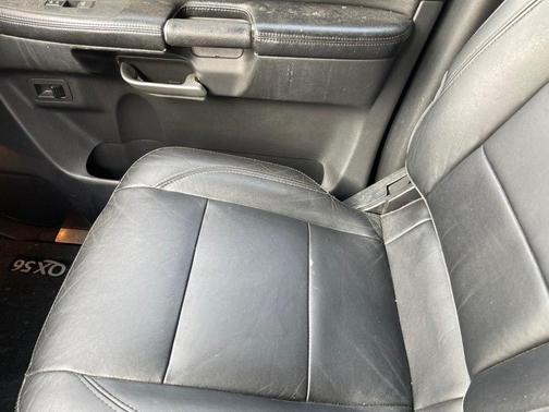 2010 INFINITI QX56 Base