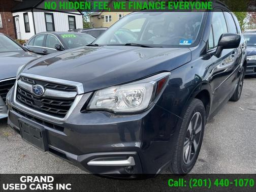 Dark Gray Metallic 2018 Subaru Forester 2.5i Premium