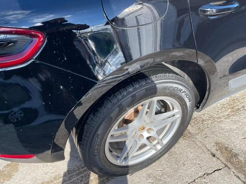 2017 Porsche Macan AWD