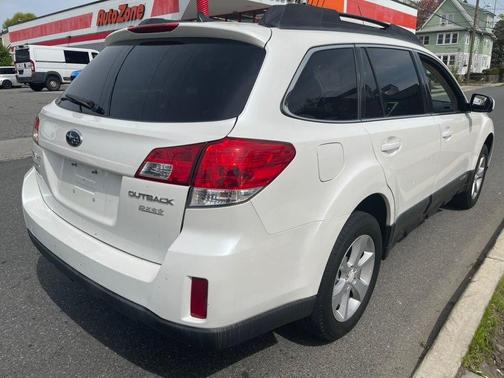 Satin White Pearl 2014 Subaru Outback 2.5i Premium