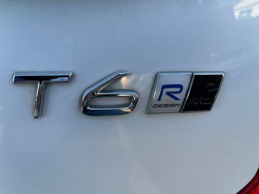 2016 Volvo XC90 T6 R-Design