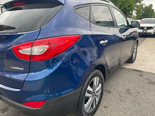 Laguna Blue Metallic 2014 Hyundai TUCSON Limited