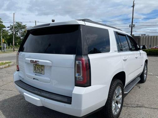 Summit White 2016 GMC Yukon SLE