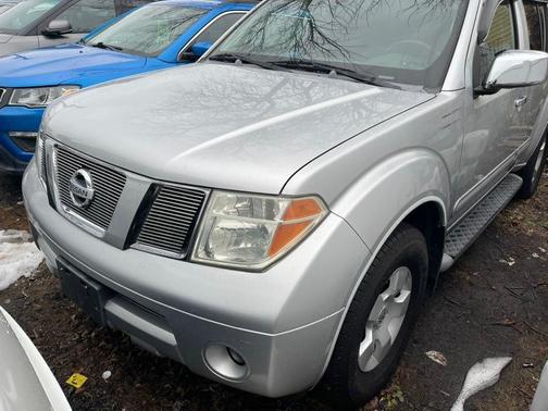 2006 Nissan Pathfinder SE