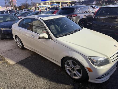 2011 Mercedes-Benz C-Class C 300 4MATIC Luxury