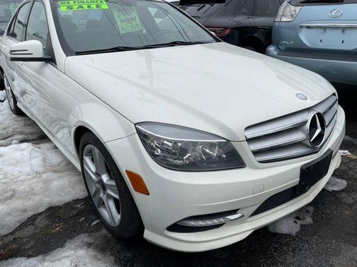 2011 Mercedes-Benz C-Class C 300 4MATIC Luxury
